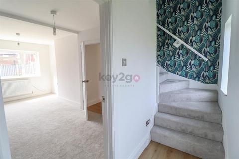 42 Beech Crescent, Eckington, Sheffield, S21 4AQ