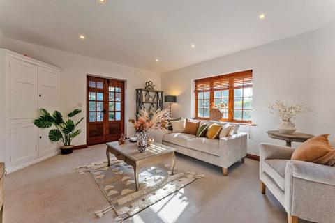 3 bedroom detached house for sale, Bottom Lane, Stoke Albany, Market Harborough, Leicestershire, LE16 8PN