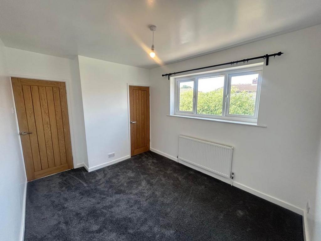 2nd Bedroom