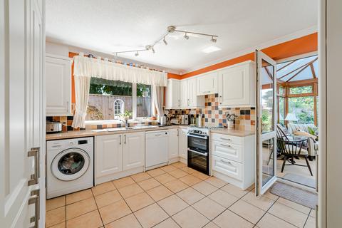 10 Furze Close, Weston-super-mare, BS22 9SH