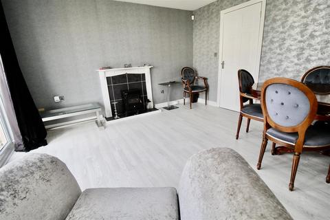 3 bedroom end of terrace house for sale, Auckland Drive, Birmingham B36