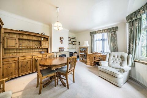 undefined, Pollards Hill South, London