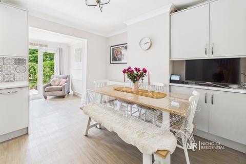 37 Hartfield Road, Chessington, KT9 2PP