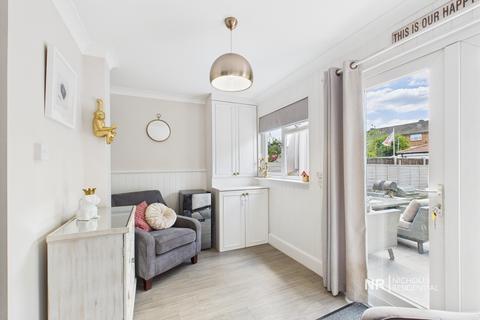 37 Hartfield Road, Chessington, KT9 2PP