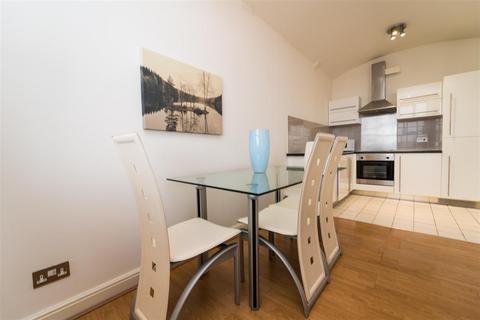 1 bedroom apartment to rent, Wellington Mill, Wellington Road South