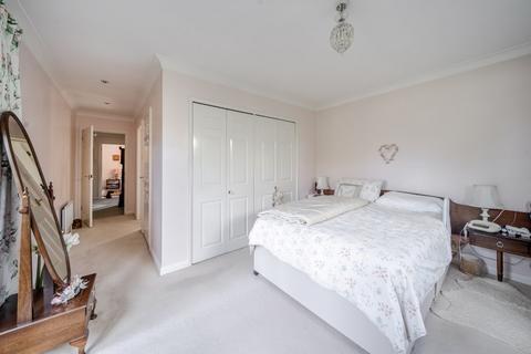 4 bedroom detached house for sale, Alma Lane, Farnham, Surrey, GU9