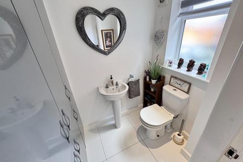 4 bedroom detached house for sale, Lakeston Close, Deer Park, Hartlepool