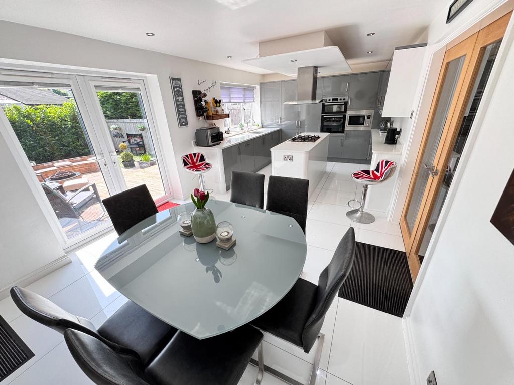 Kitchen/dining room