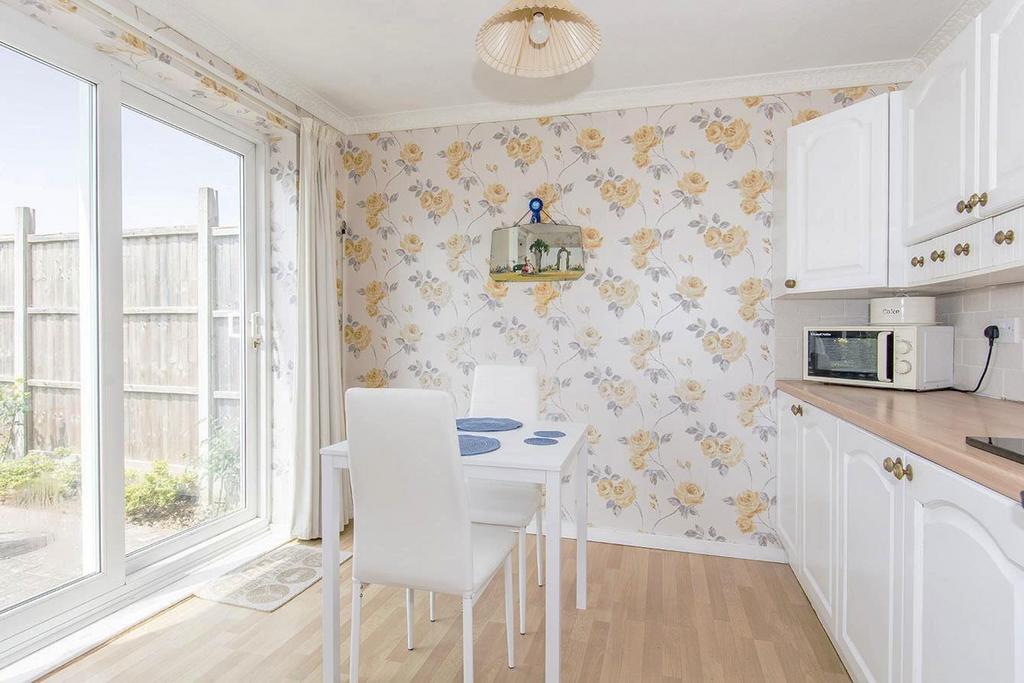 (Kitchen/Breakfast Room Photo Four)