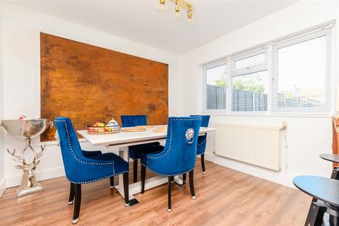 3 bedroom semi-detached house for sale, Bedale Walk, Dartford DA2