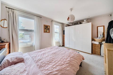 61 Fenham Road, London, SE15 1AB