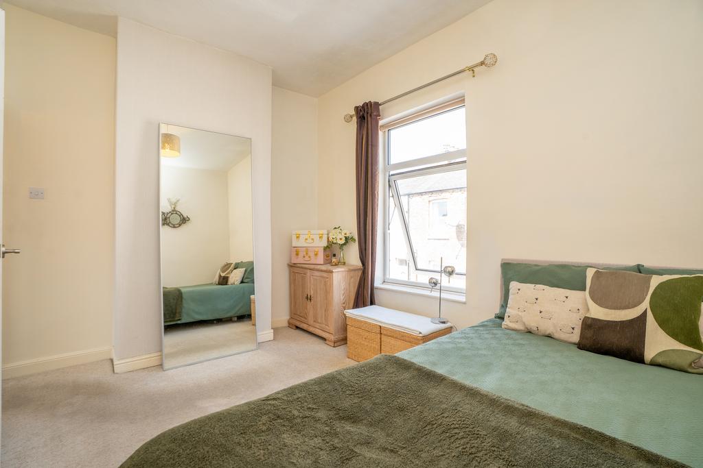 85gladstonestreet13