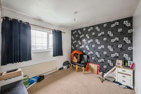 37 Marian Crescent, Askern, Doncaster, DN6 0QW