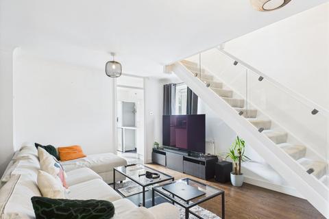 2 bedroom end of terrace house for sale, Thorpland Avenue, Ickenham, UB10