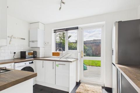 2 Thorpland Avenue, Ickenham, Uxbridge, UB10 8TW