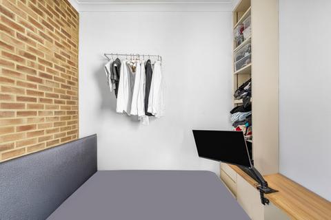 Studio for sale, Sussex Gardens, Hyde Park, London