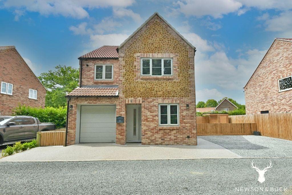 Pentney Lane, King's Lynn PE32 3 bed detached house for sale - £349,995