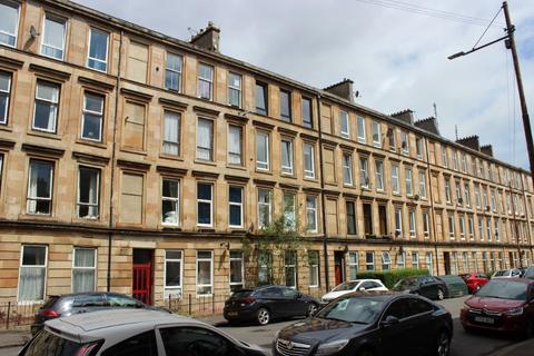 2 bedroom flat to rent, Albert Road, Queens Park, Glasgow, G42