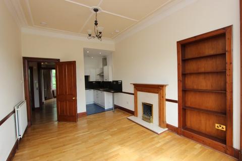 2 bedroom flat to rent, Broomhill Drive, Broomhill, Glasgow, G11