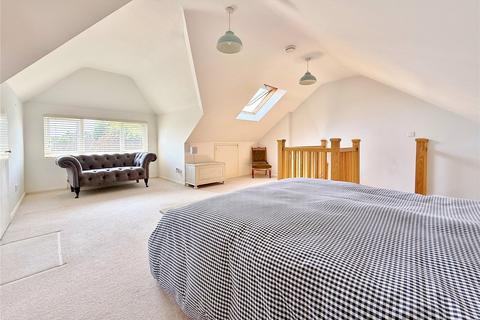 4 bedroom bungalow for sale, Hillview Crescent, East Preston, Littlehampton, West Sussex, BN16