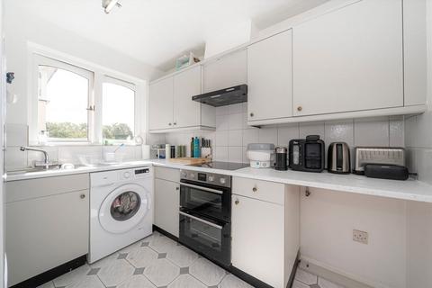 undefined, Stirling Grove, Hounslow TW3