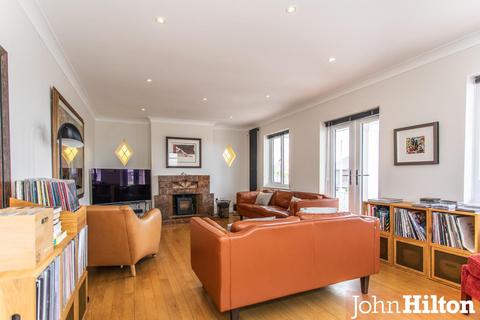 4 bedroom detached house for sale, Westmeston Avenue, Saltdean