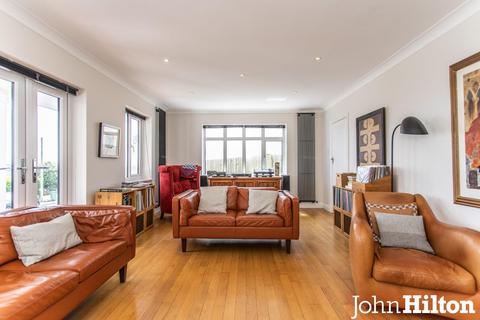 4 bedroom detached house for sale, Westmeston Avenue, Saltdean