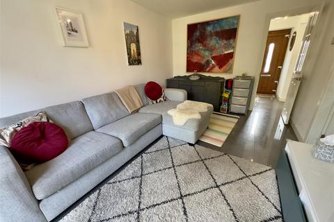 8 Flora Drive, Salford, M7 1TB