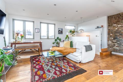 2 bedroom flat to rent, Evering Road, Upper Clapton, Hackney, E5