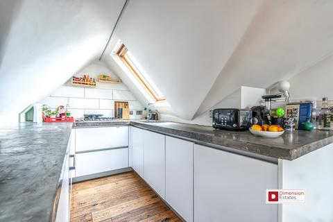 2 bedroom flat to rent, Evering Road, Upper Clapton, Hackney, E5