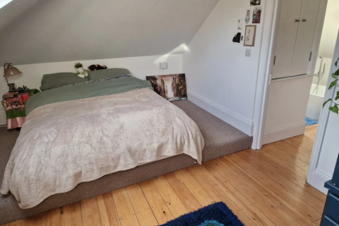 2 bedroom flat to rent, Evering Road, Upper Clapton, Hackney, E5