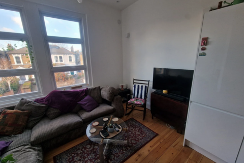 2 bedroom flat to rent, Evering Road, Upper Clapton, Hackney, E5