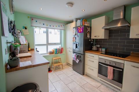 4 bedroom end of terrace house for sale, Tillhouse Road, Cranbrook