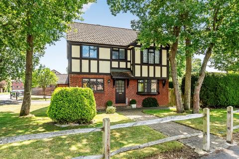 Penrose Road, Fetcham, Leatherhead, Surrey, KT22