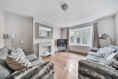 113 Foxon Lane, Caterham, CR3 5SJ