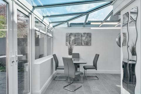 113 Foxon Lane, Caterham, CR3 5SJ
