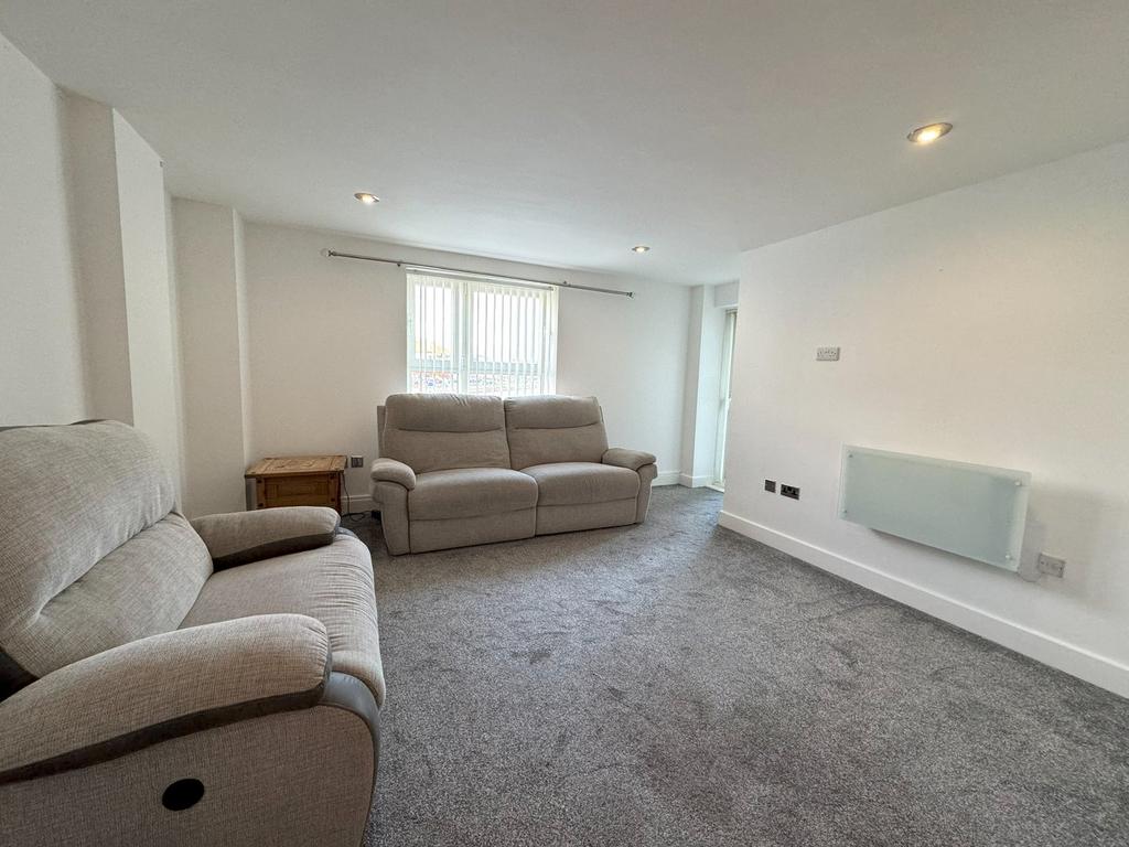 Altamar Kings Road SWANSEA SA1 1 Bed Apartment 850 Pcm 196 Pw altamar-kings-road-swansea-sa1-1-bed-apartment-850-pcm-196-pw