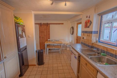 15 Ham Green, Hambridge, Langport, TA10 0AR