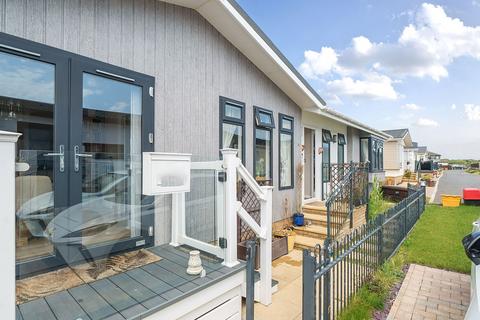 2 bedroom park home for sale, New Lane, Lymington SO41