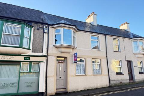undefined, Ffordd Glandwr, Llangefni, Anglesey, LL77
