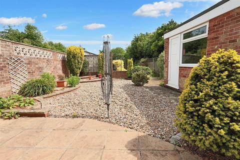 Skamacre Crescent, Lowestoft