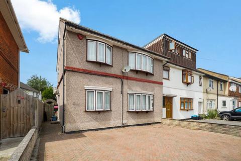 4 bedroom terraced house for sale, Ilford IG3