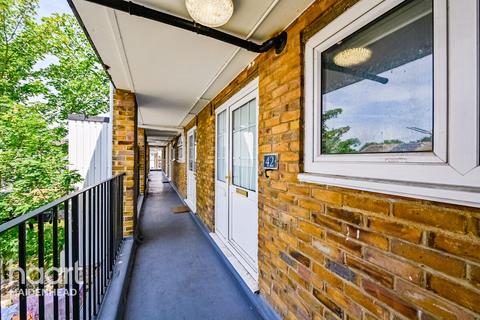 Brammas Close, SLOUGH