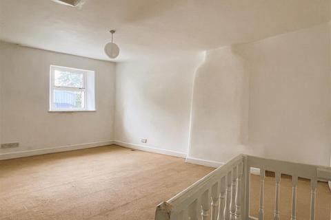 30 Cooks Cross, South Molton, EX36 4AW