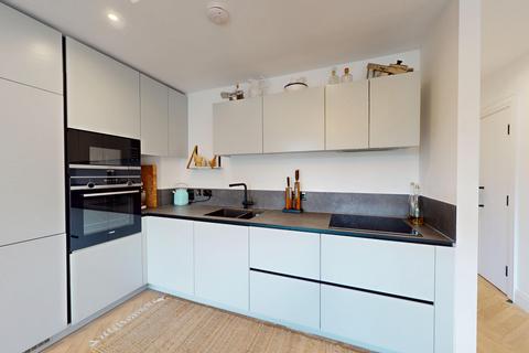 1 bedroom flat for sale, Gloucester Place