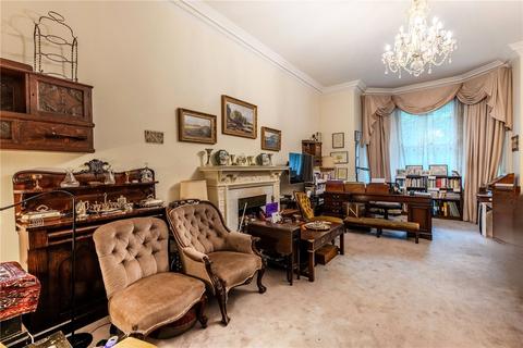 2 bedroom apartment for sale, Lower Sloane Street, London, SW1W