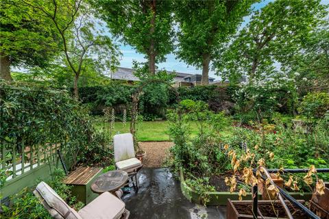2 bedroom apartment for sale, Lower Sloane Street, London, SW1W