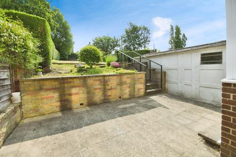 228 Halifax Road, Sheffield, S6 1AA