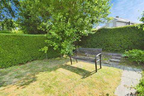 228 Halifax Road, Sheffield, S6 1AA