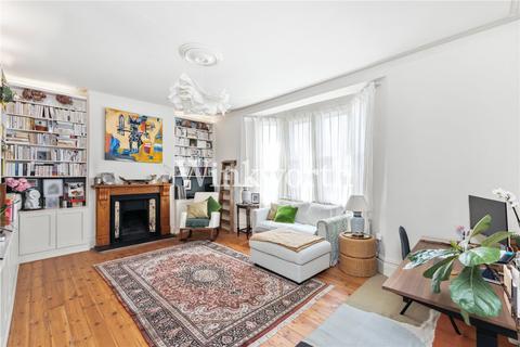 2 bedroom apartment for sale, Grand Parade, Green Lanes, Harringay, N4